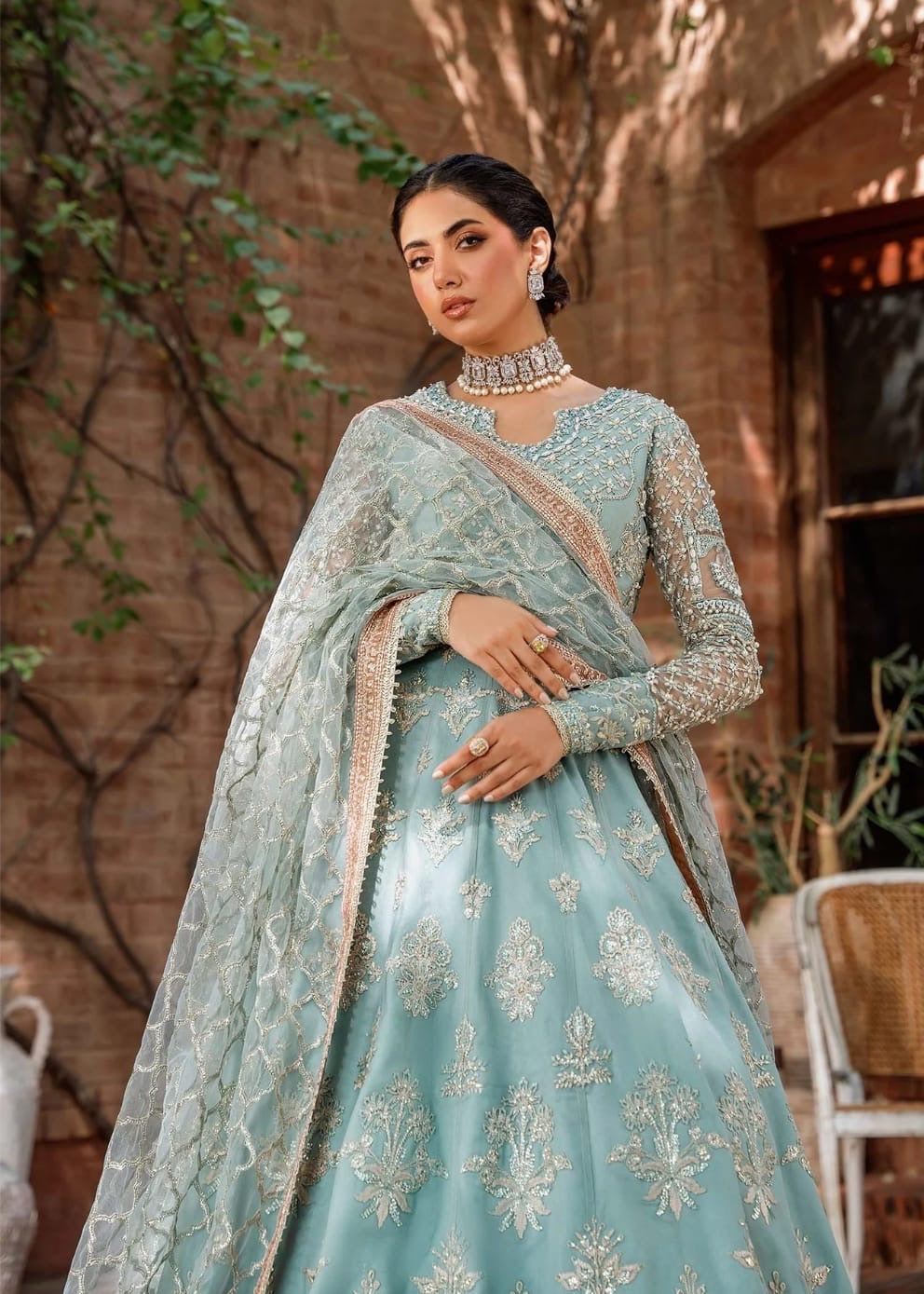 Akbar Aslam maxi partywear